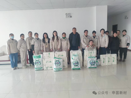公司温情满满，3.8女神节送关爱活动精彩纷呈